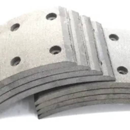 Lona de Freio em Atibaia – Segurança e Resistência Garantida