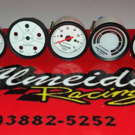 Manômetros 52mm fundo branco por Almeida Racing