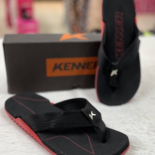 Chinelo Kenner masculino adulto  em Uberlândia, MG por Lojas Dom Flavittos