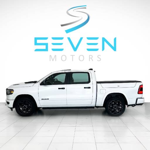 RAM 1500 5.7 V8 LIMITED CABINE DUPLA 4X4 AUTOMÁTICO- 2023 em Botucatu, SP por Seven Motors Concessionária