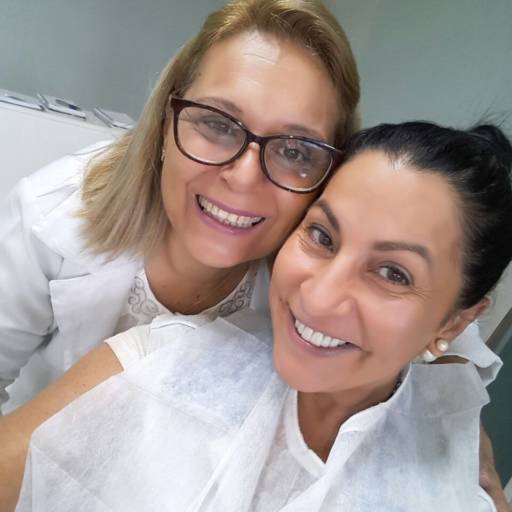 Limpeza de pele  por Espaço Beleza & Saúde