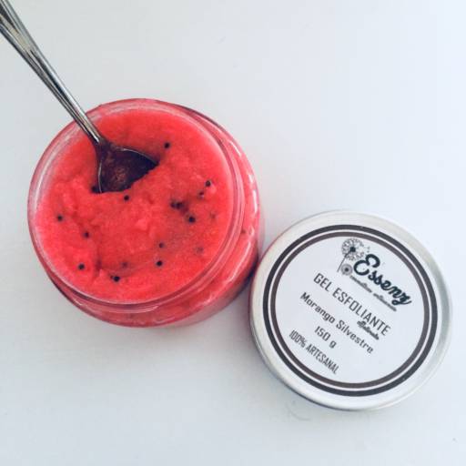 Gel esfoliante Morango Silvestre 150g por Essenz Cosméticos Artesanais