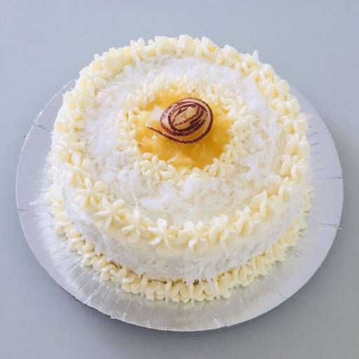 Bolo de Coco com Abacaxi por Rachel Doces e Bolos