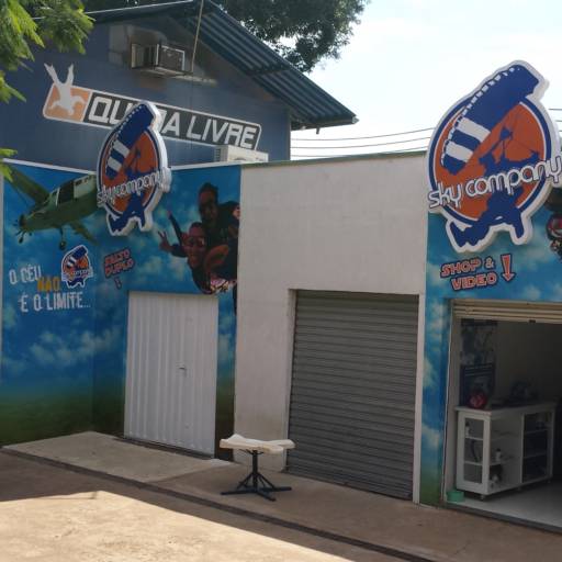 Adesivação Parede por Fator Sign Coberturas e Totens