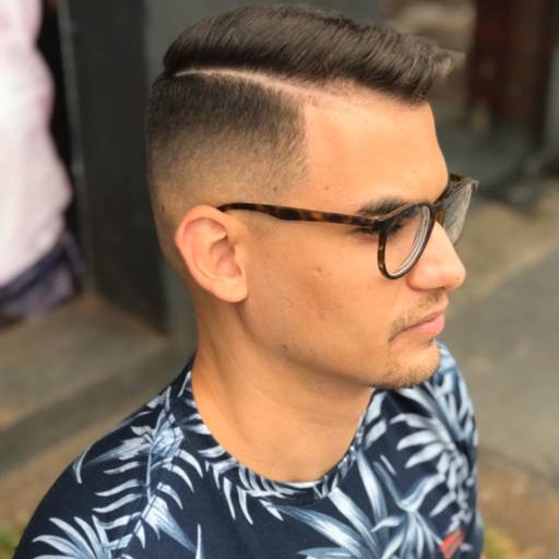 corte de cabelo tipo mid fade