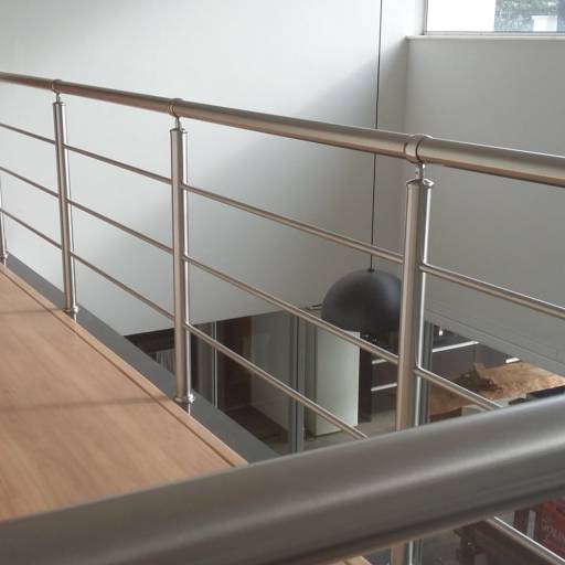 Guarda corpo em inox por Serralheria Spaço Corrimão