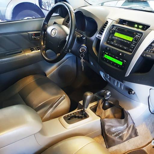 TOYOTA HILUX CAMINHONETE 3.0 4P 4X4 SRV TURBO DIESEL CABINE DUPLA AUTOMÁTICO- 2011 em Botucatu, SP por AJ Veículos