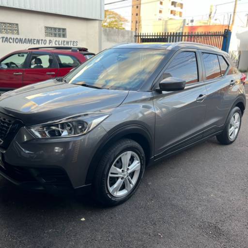 NISSAN KICKS 1.6 DIRECT em Botucatu, SP por Ricardo Veículos Multimarcas
