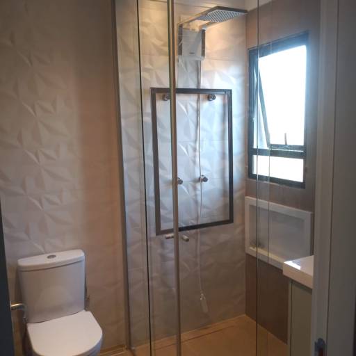 Assentamento de Pisos e Azuleijos em Banheiros – Boituva em Boituva, SP por Cleiton Azulejista