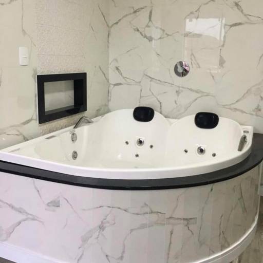 Banheira Amabile em Colombo, PR por Amazon Spa - Loja Alphaville