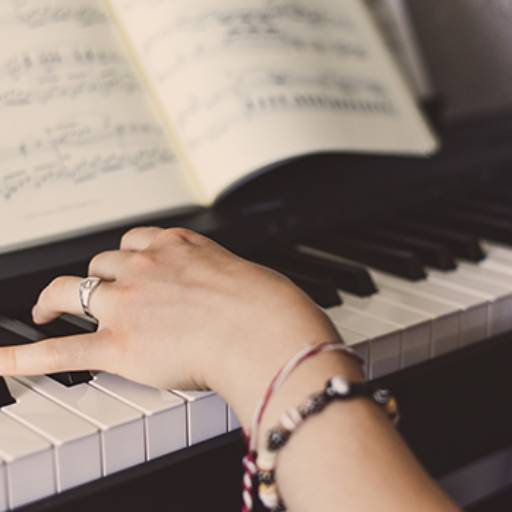 Curso de Piano  em Americana, SP por Só Música - Escola de Música