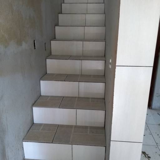 Comprar o produto de Revestimento de Escada. em A Classificar pela empresa Martins Engenharia e Construção em Jundiaí, SP por Solutudo
