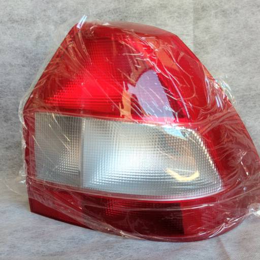 LANTERNA TRASEIRA FIESTA SEDAN em Itupeva, SP por Spx Acessórios e Autopeças