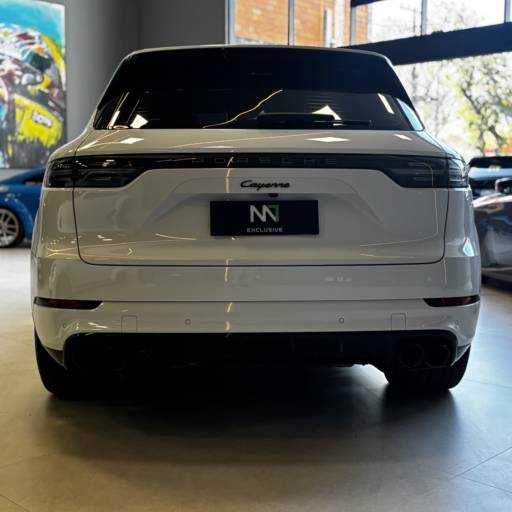 PORSCHE CAYENNE PLATINUM EDITION V6  em Foz do Iguaçu, PR por M7 Exclusive 