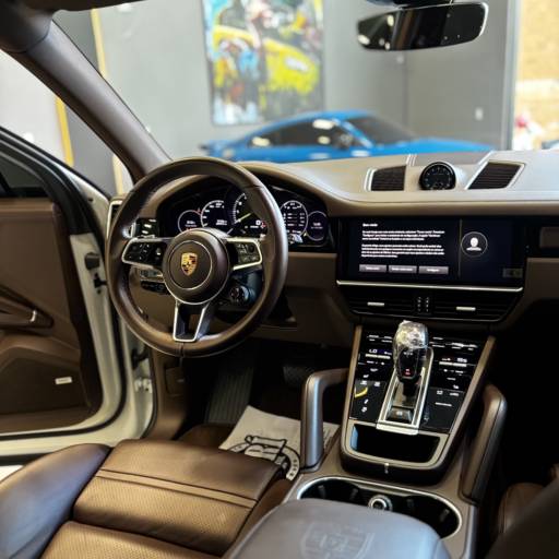 PORSCHE CAYENNE PLATINUM EDITION V6  em Foz do Iguaçu, PR por M7 Exclusive 