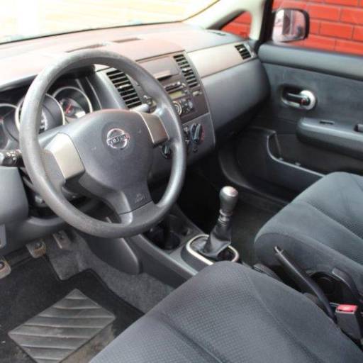 NISSAN -  TIIDA  -  1.8 Sedan 16V 