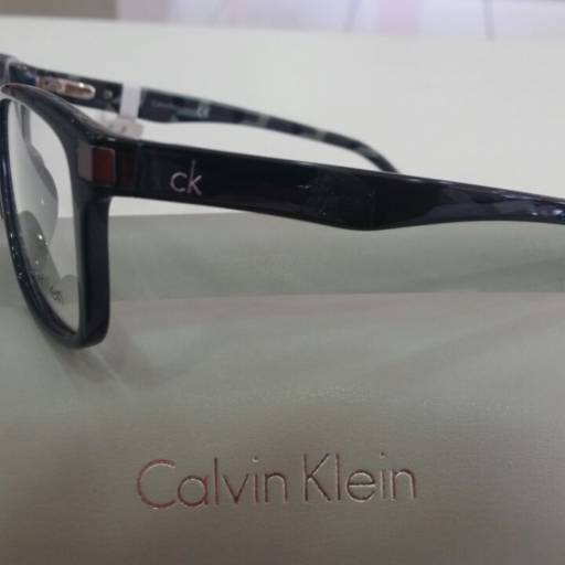 Calvin Klein CK5837 por Ótica Foco